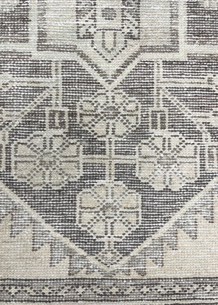 3'7"x9'11" Hamadan "Distressed" Hand Knotted