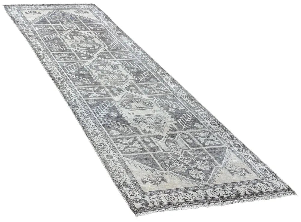 3'7"x9'11" Hamadan "Distressed" (s) Hand Knotted