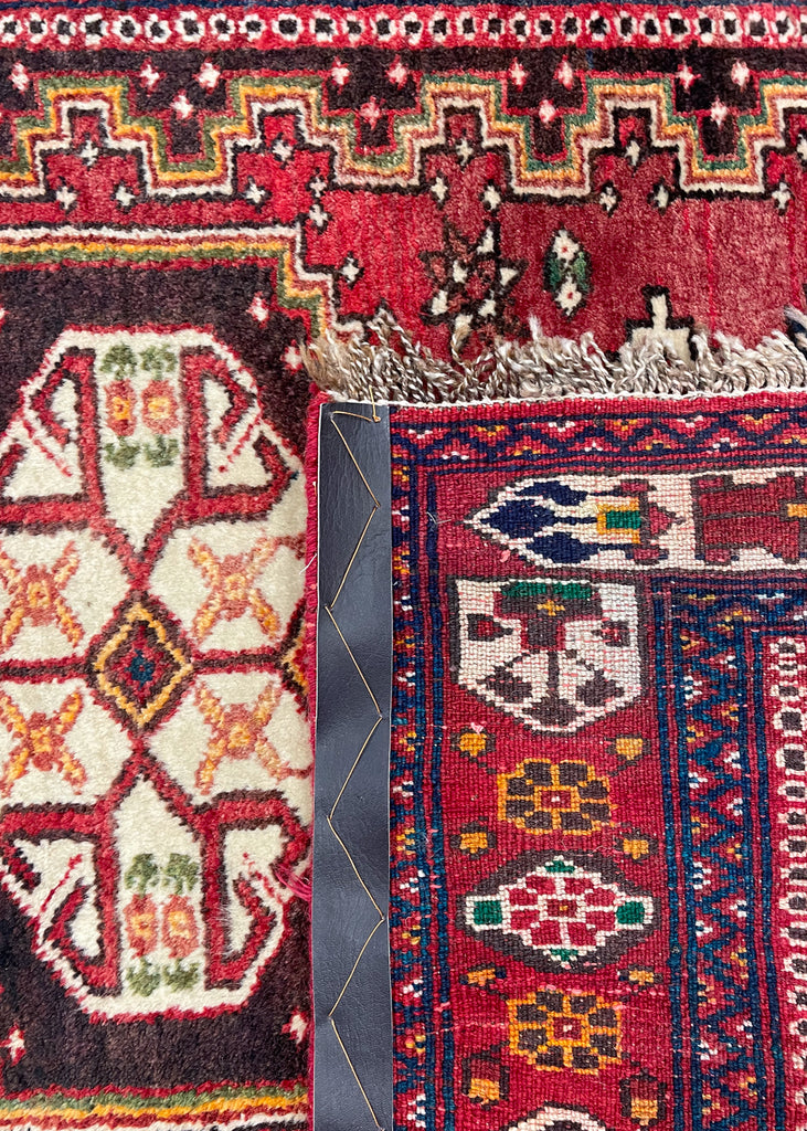 3'7"x9'6" Shiraz Hand Knotted