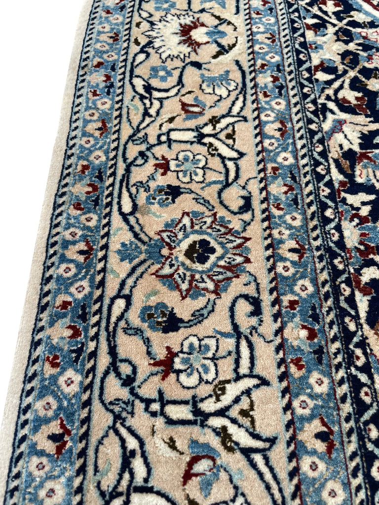 3'9"x5'4" Nain Hand Knotted