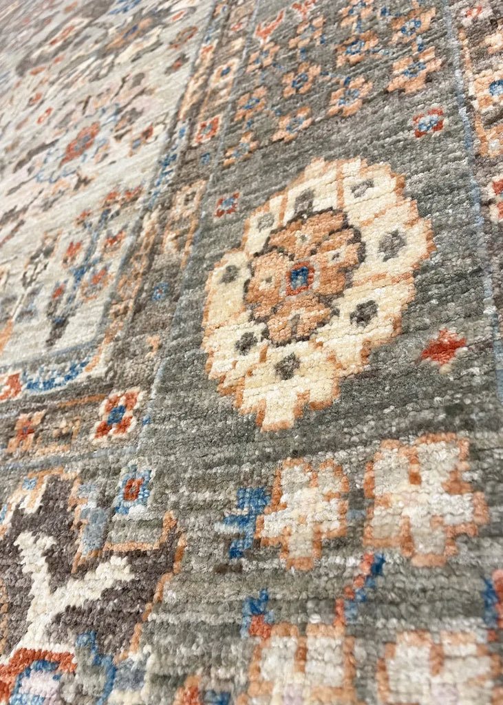 3'9x5'7" Sauj Bolag Hand Knotted