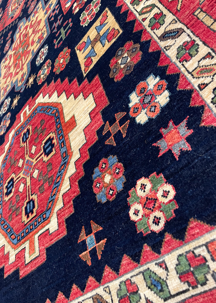 4'10"x10' Meshkin Hand Knotted