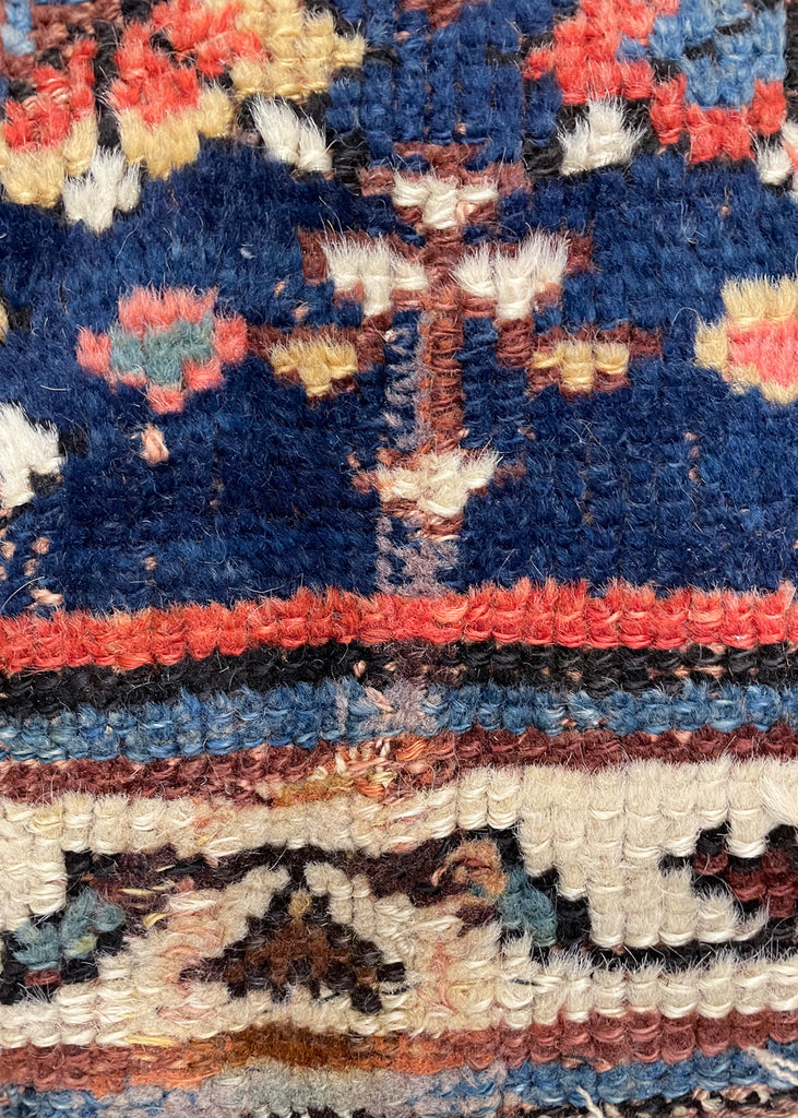 4'10"x8'5" Kurdish Hand Knotted