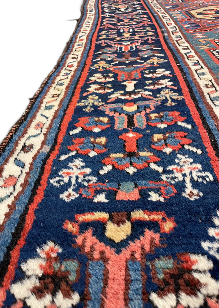 4'10"x8'5" Kurdish Hand Knotted