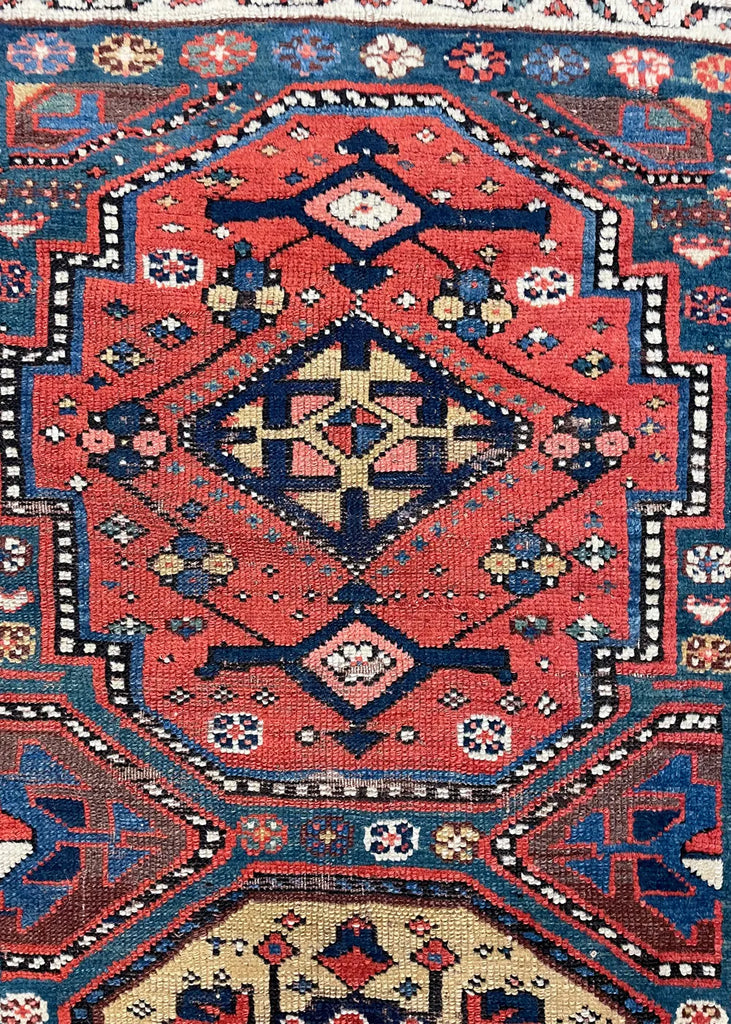 4'10"x8'5" Kurdish Hand Knotted