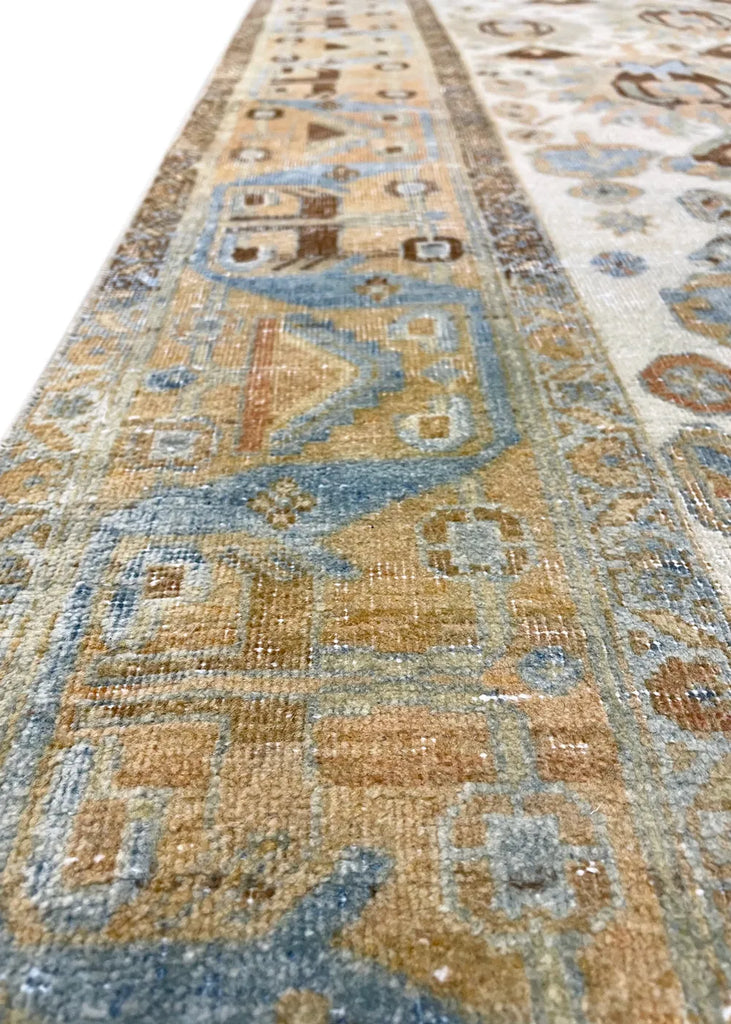 4'11"x6'10" Afshar Hand Knotted