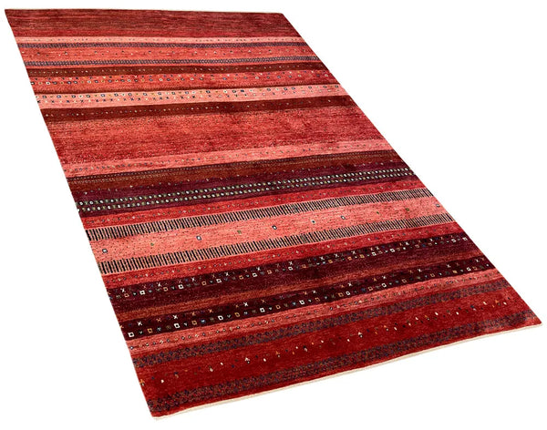 4'11"x6'6" Kashkuli Gabbeh Hand Knotted