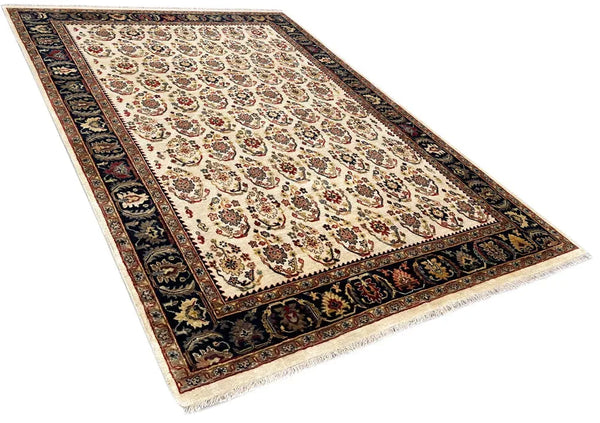 4'11"x7'1" Khanna Qum (s) Hand Knotted