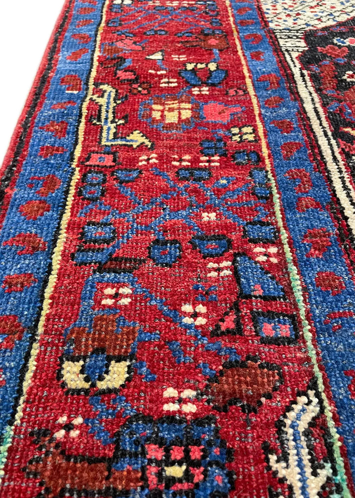 4'1"x4'9" Burano Bakshiesh Hand Knotted