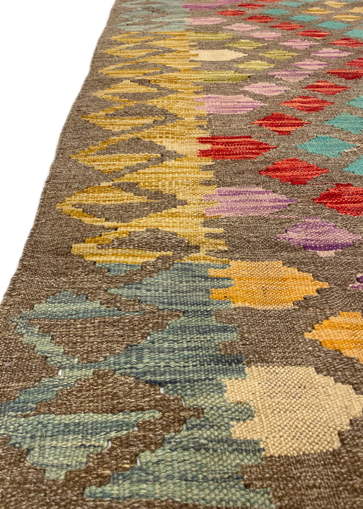 4'1"x5'10" Kilim Hand Woven
