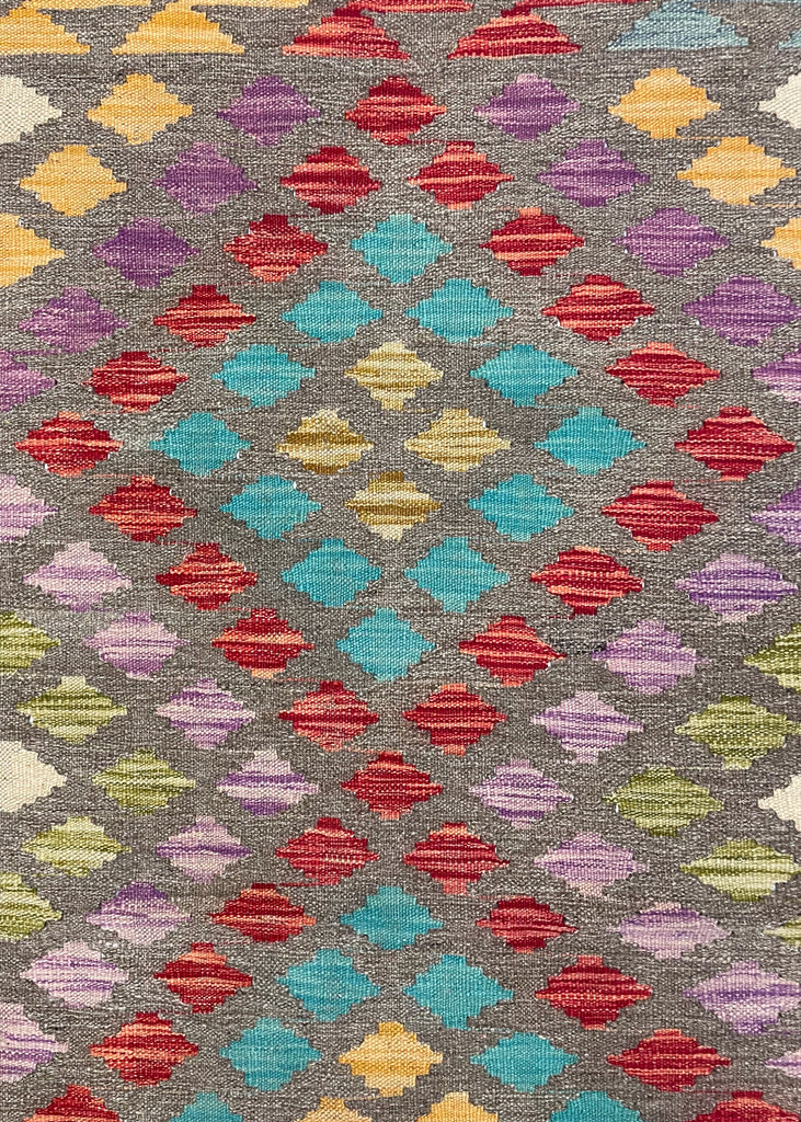 4'1"x5'10" Kilim Hand Woven