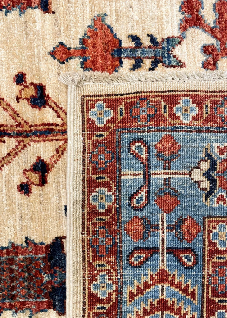 4'1"x5'11" Bakshiesh Hand Knotted