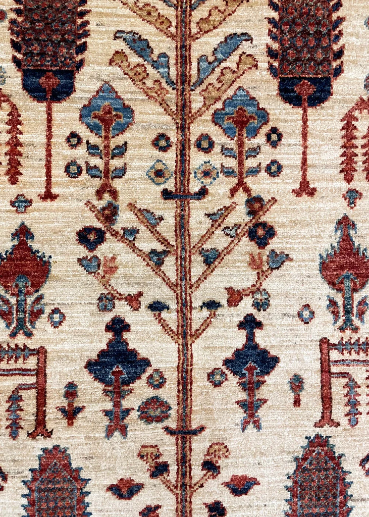 4'1"x5'11" Bakshiesh Hand Knotted