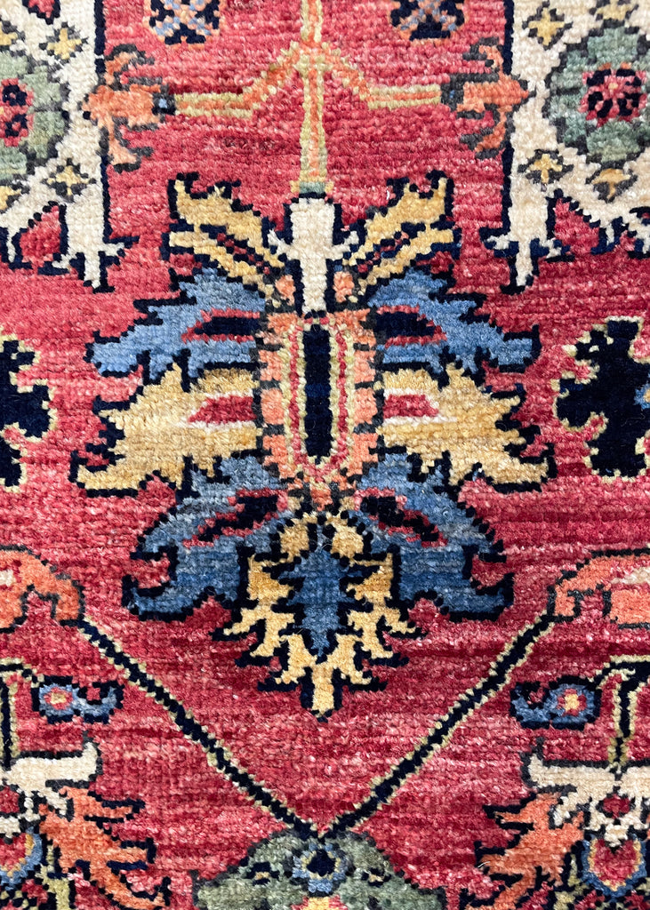 4'1"x5'11" Heriz Hand Knotted