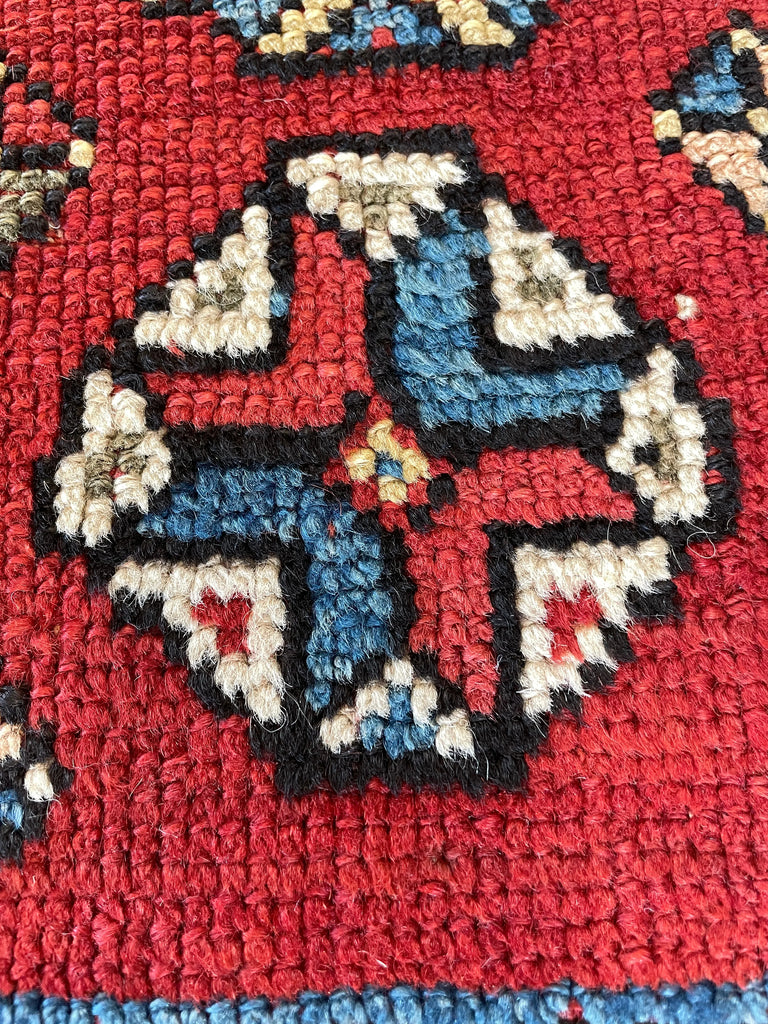 4'1"x5'2" Kozak Hand Knotted