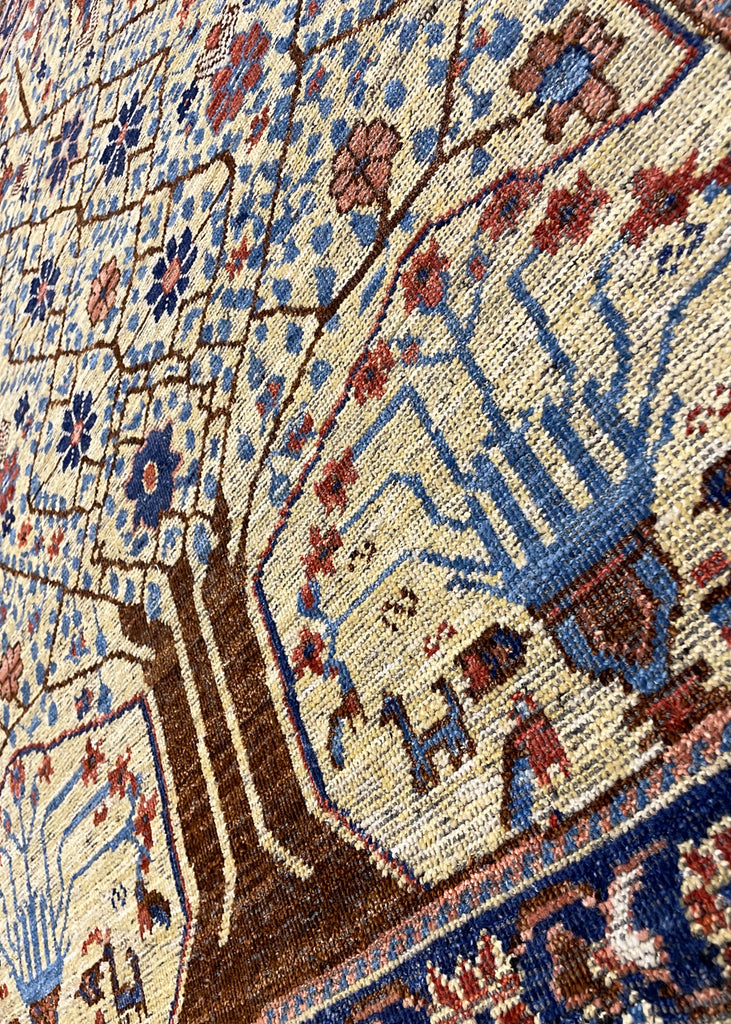 4'2"x5'1" Burano Neriz Hand Knotted