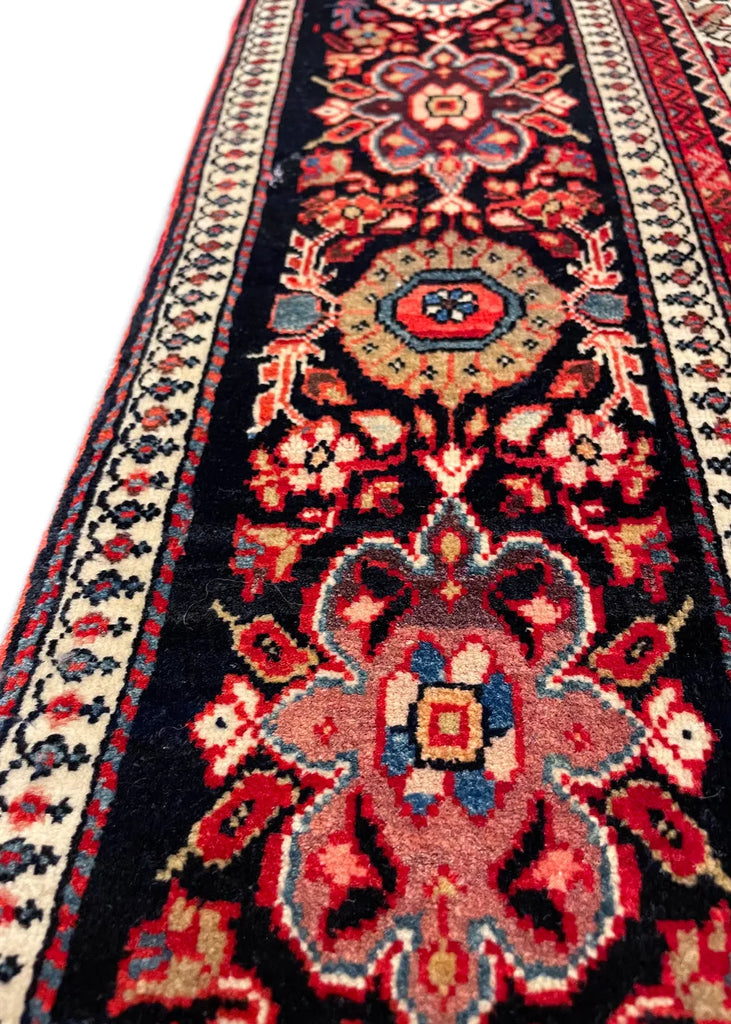 4'2"x6'7" Farahan Sarouk Hand Knotted