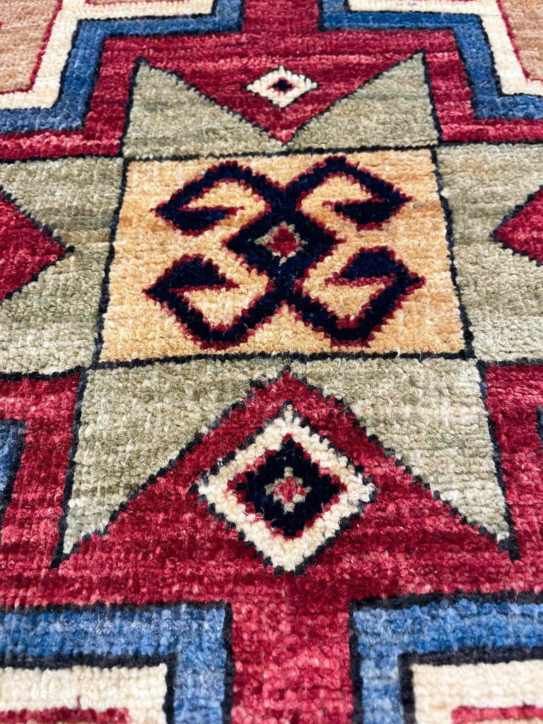 4'2"x7'9" Afghan-Moghan Hand Knotted