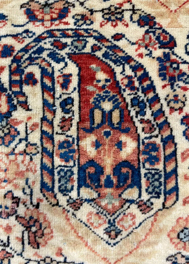 4'3"x6'9" Mohtasham Kashan Hand Knotted