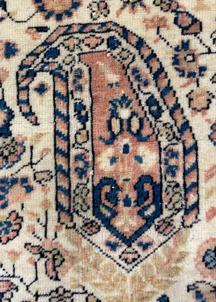 4'3"x6'9" Mohtasham Kashan Hand Knotted