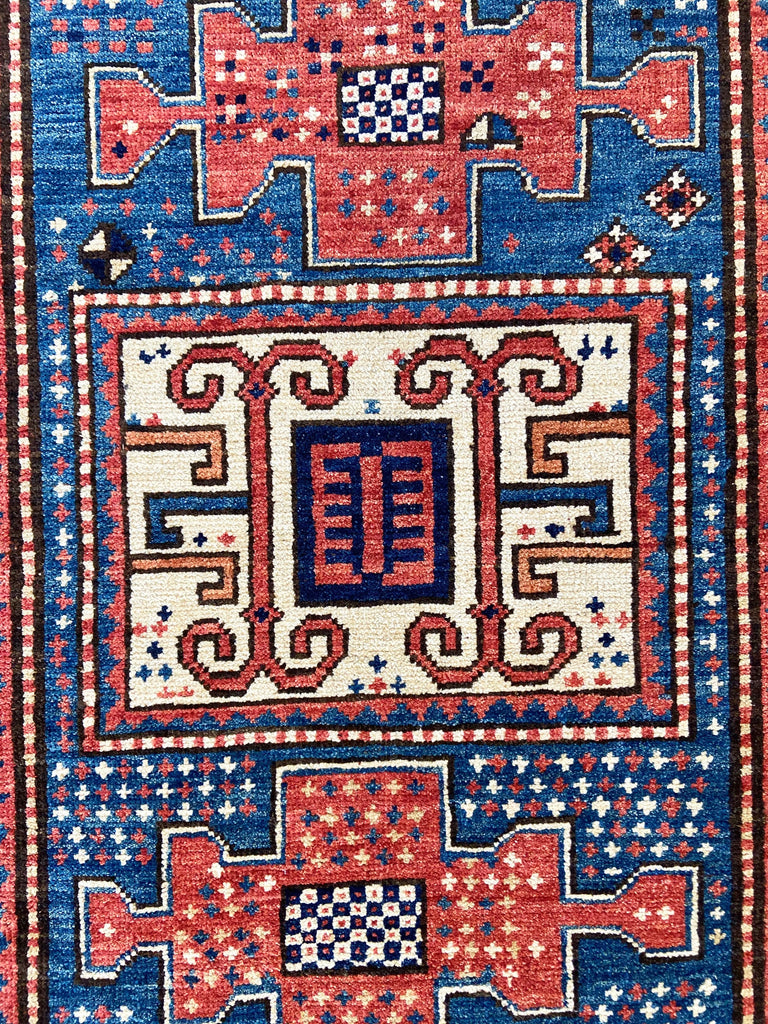 4'3"x7'2" Kazak Hand Knotted