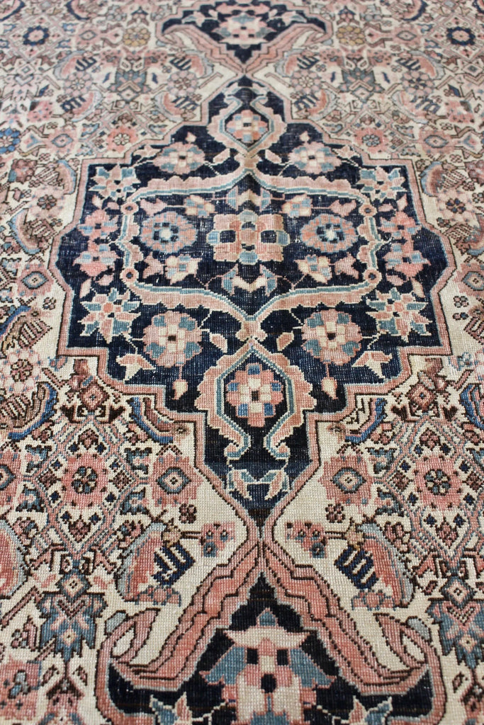4'4x6'4 Farahan Sarouk Hand Knotted