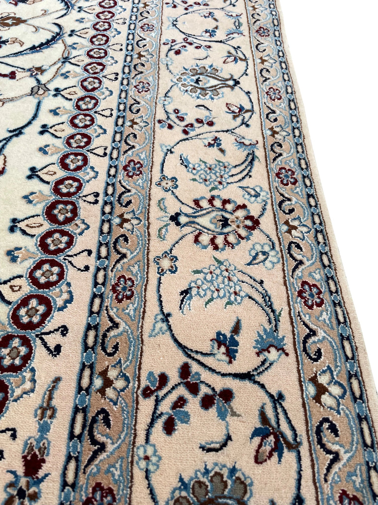 4'4"x6'7" Nain Hand Knotted