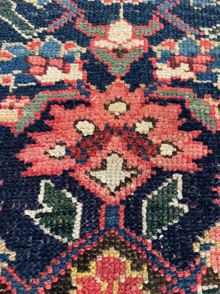 4'4"x8'8" Kurdish Bidjar Hand Knotted