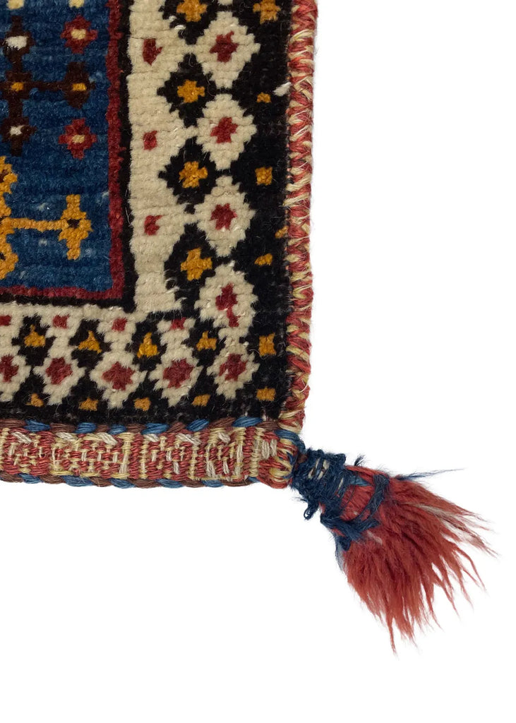 4'5"x6'7" Qashqai "Kashkuli" Hand Knotted