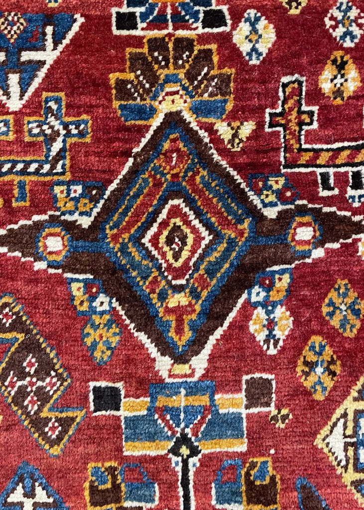 4'5"x6'7" Qashqai "Kashkuli" Hand Knotted