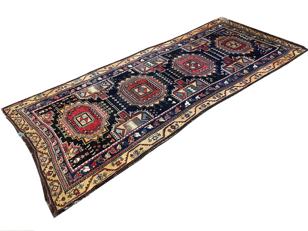 4'6"x10'4" Veramin Luri Hand Knotted