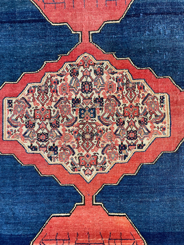 4'6"x6'5" Sennah Hand Knotted