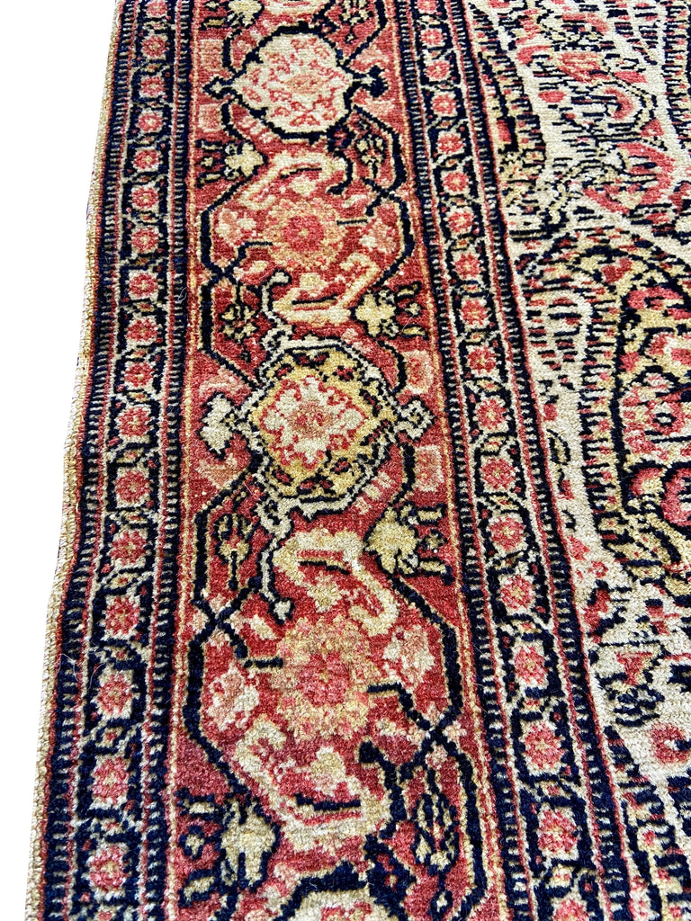 4'6"x6'6" Fine Sennah Hand Knotted