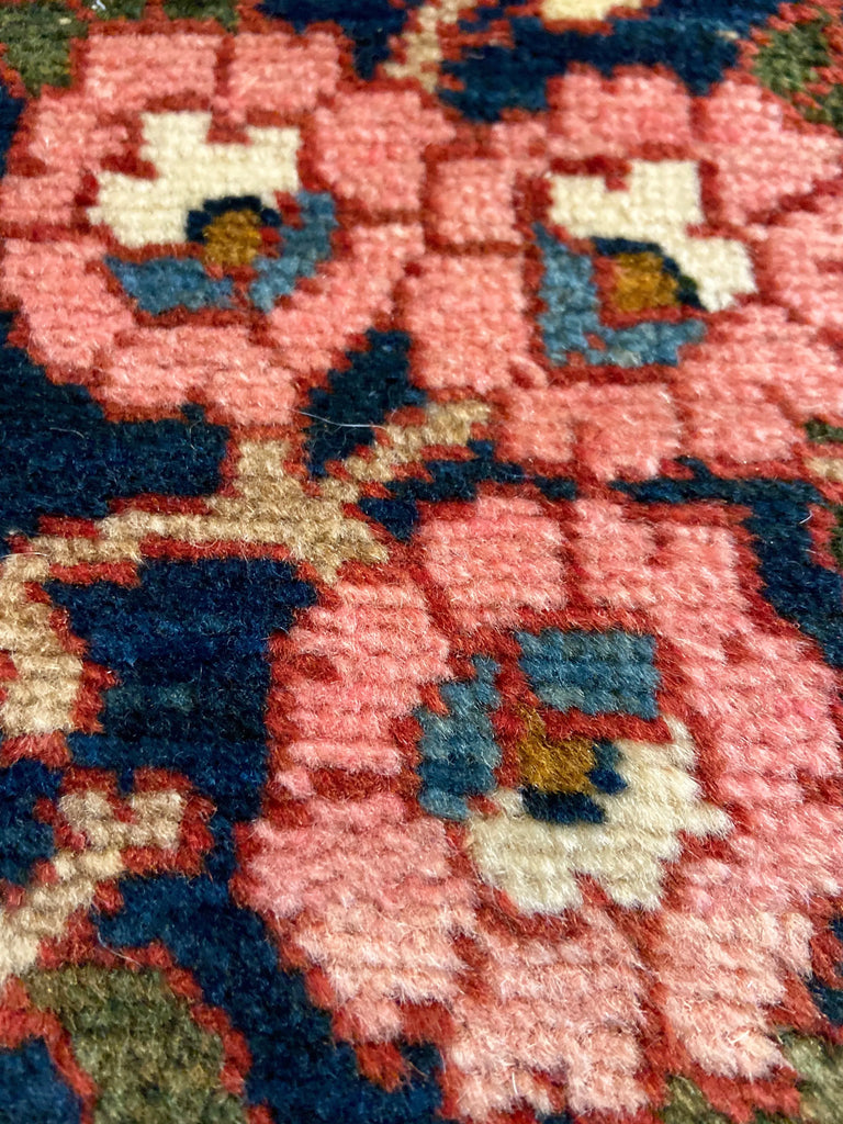 4'6"x6' Gorevan Heriz Hand Knotted
