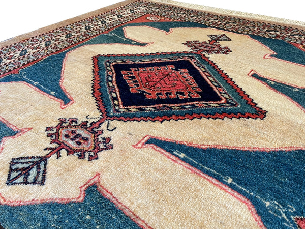 4'7"x4'7" Bakhshiesh Hand Knotted