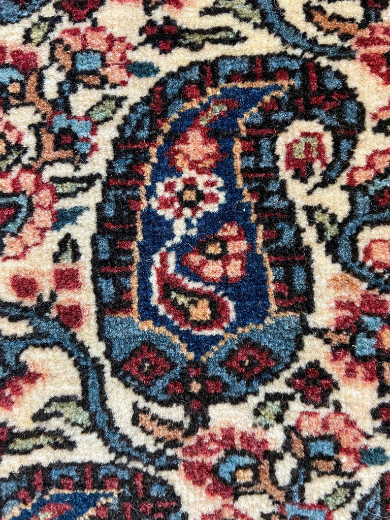 4'7"x6'11" Qum (s) 