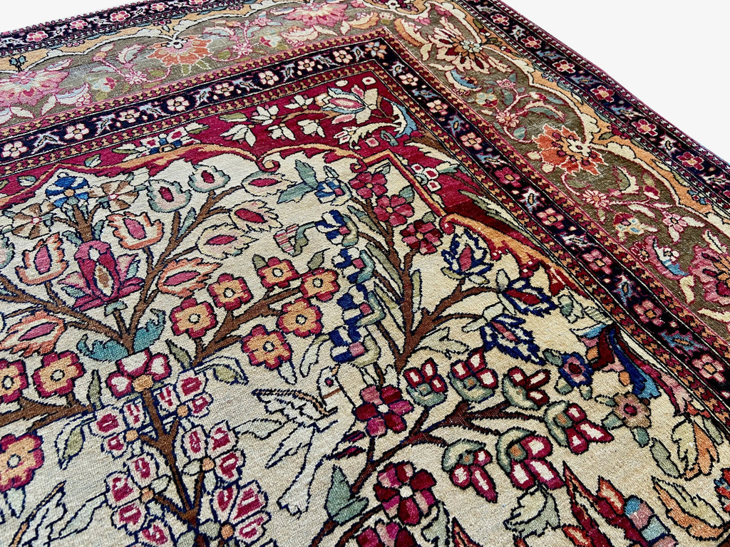 4'7"x7'4" Tree of Life Hand Knotted