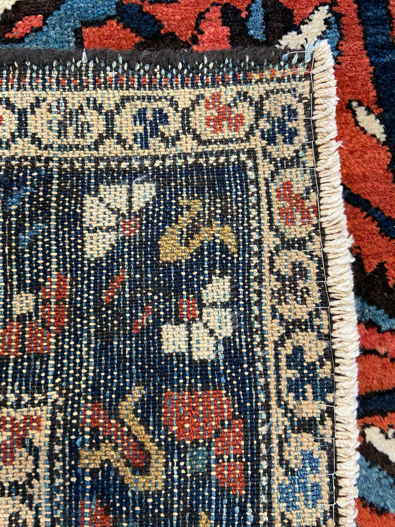 4'8"x6'6" Baktiatri Hand Knotted