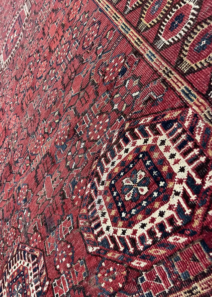 4'9"x10'8" Ersari Beshir Hand Knotted