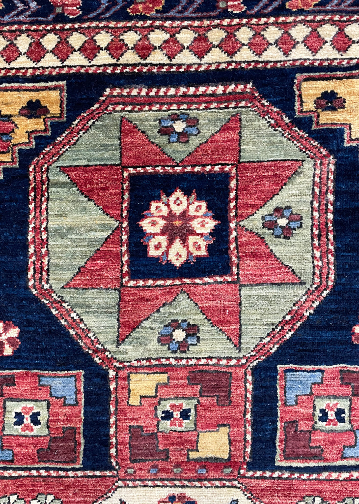 4'x5'10" Kuba Hand Knotted