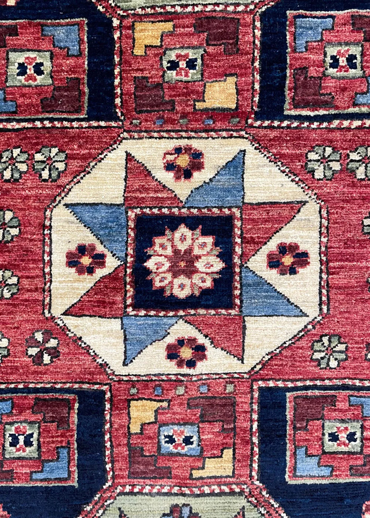 4'x5'10" Kuba Hand Knotted