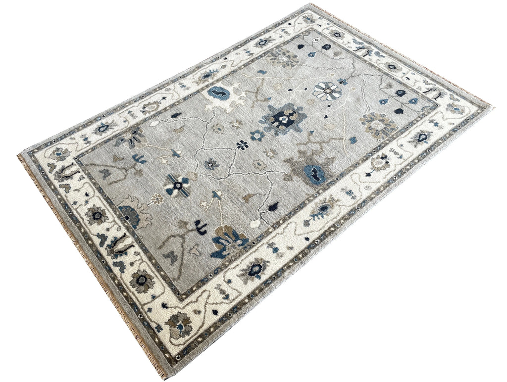 4'x5'11" Indo-Oushak Hand Knotted