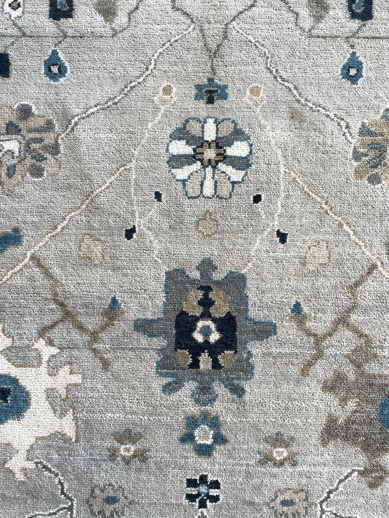 4'x5'11" Indo-Oushak Hand Knotted