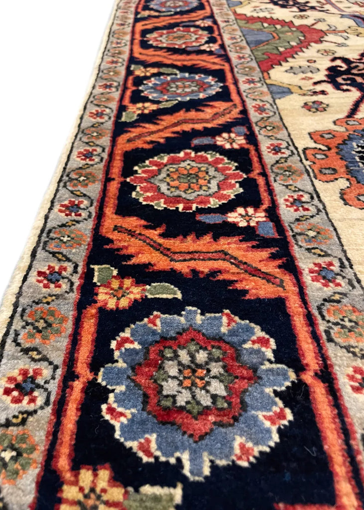 4'x5'11" Serapi Hand Knotted