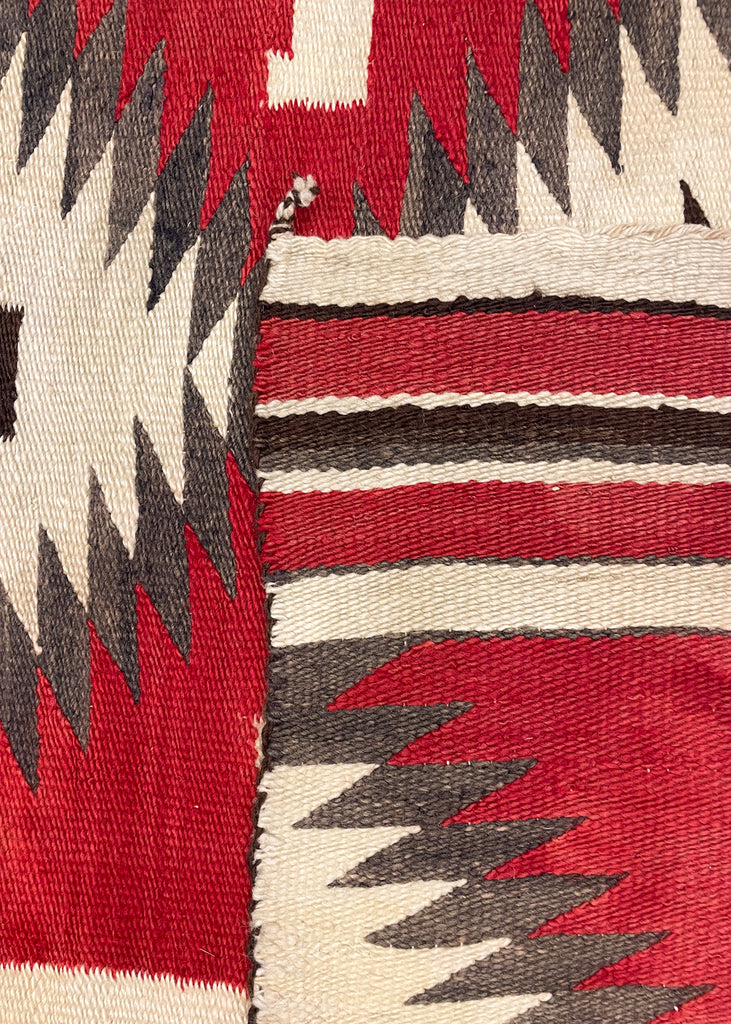 4'x5'6" Ganado Hand Woven