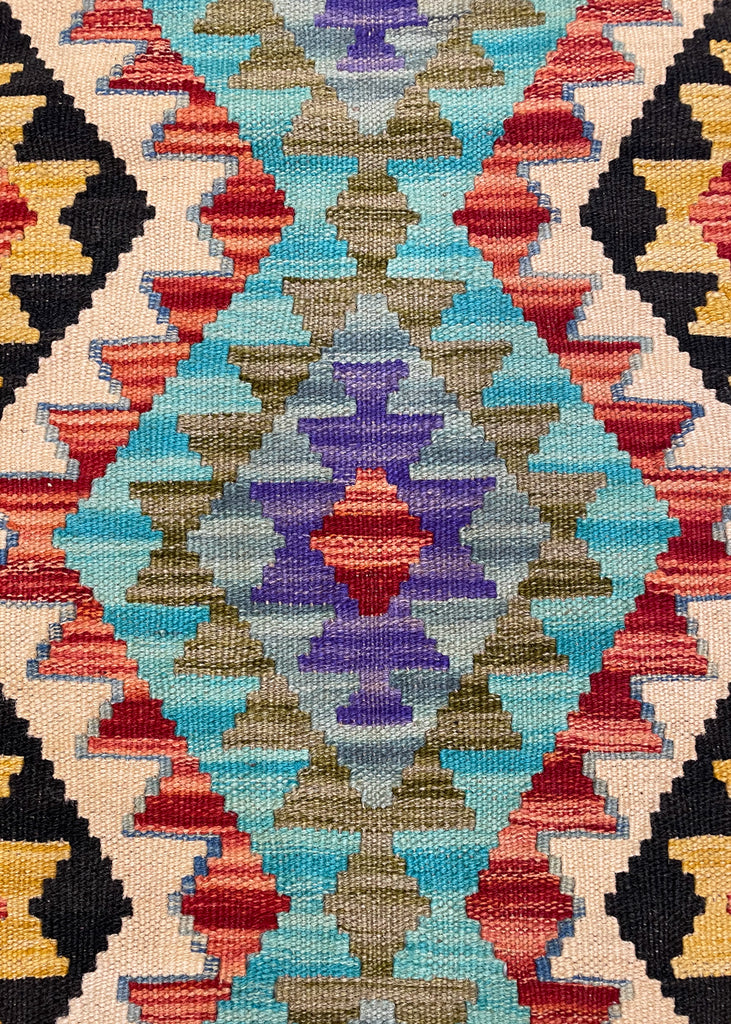 4'x5'9" Kilim Hand Woven