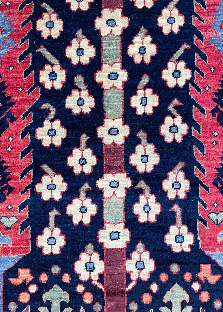 4'x7'1" Bakshiesh Hand Knotted