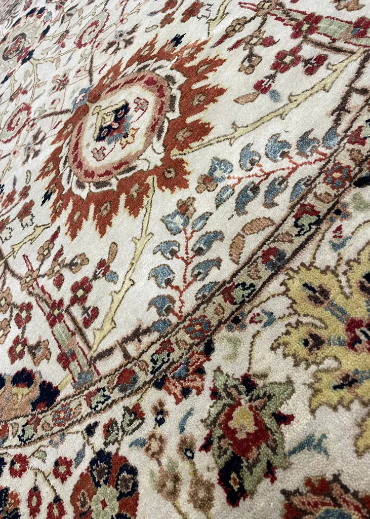 5'11" Round Khanna Kerman Hand Knotted
