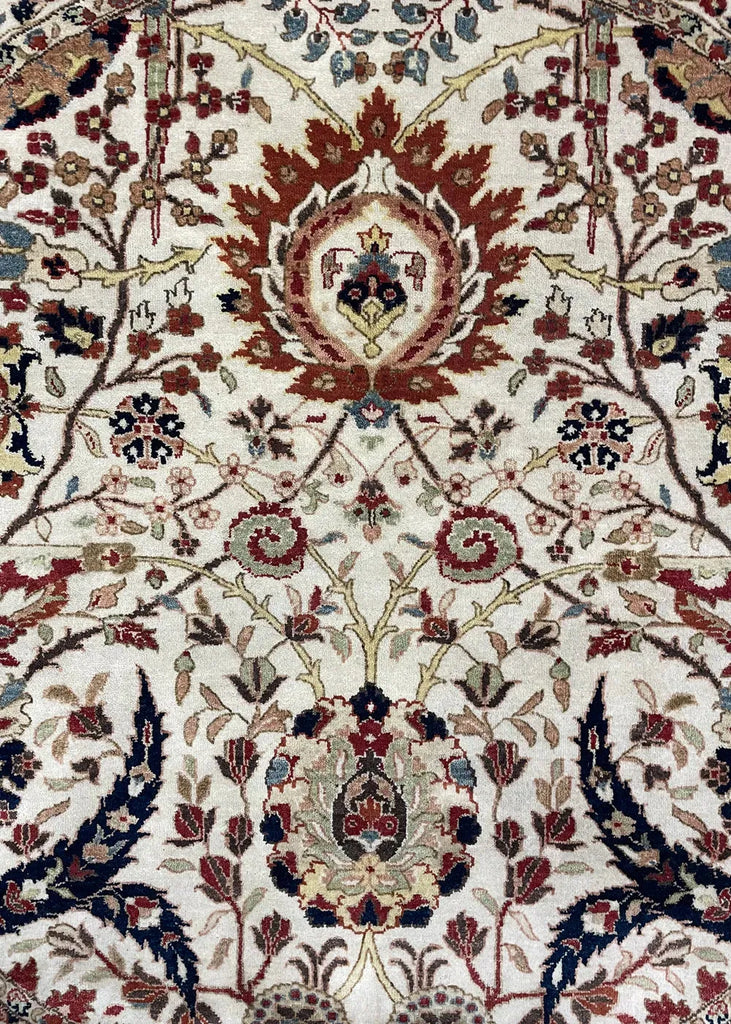 5'11" Round Khanna Kerman Hand Knotted