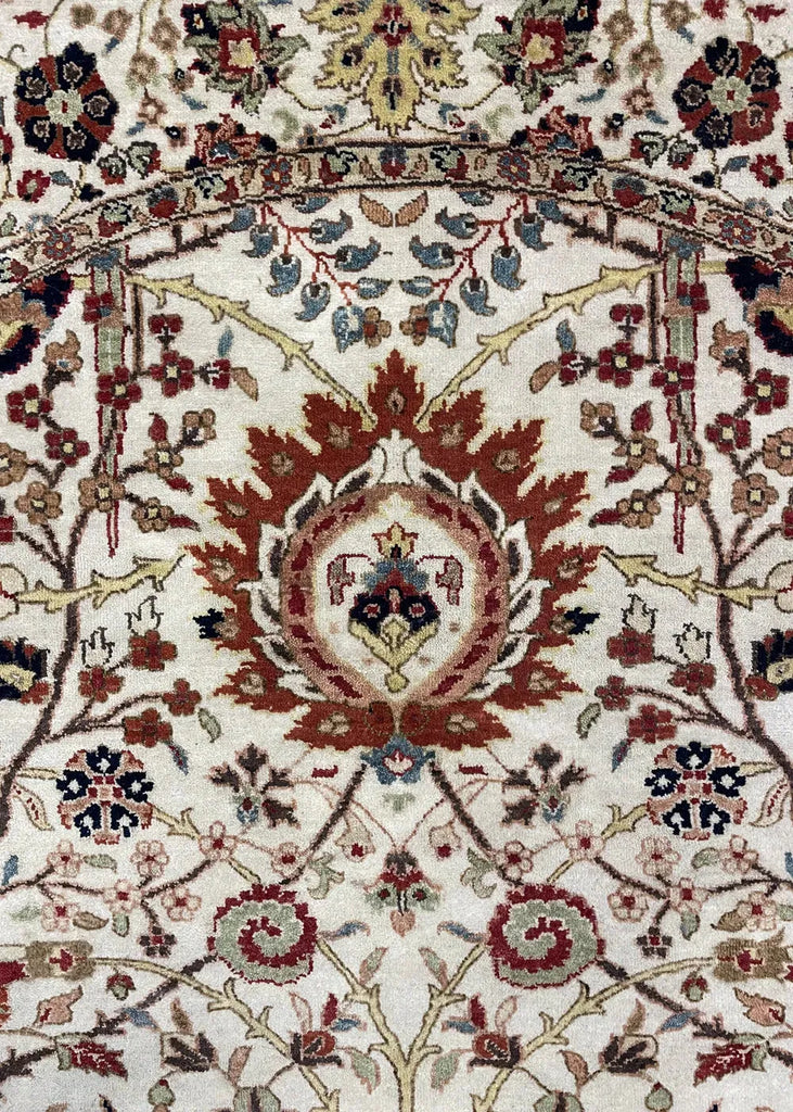5'11" Round Khanna Kerman Hand Knotted